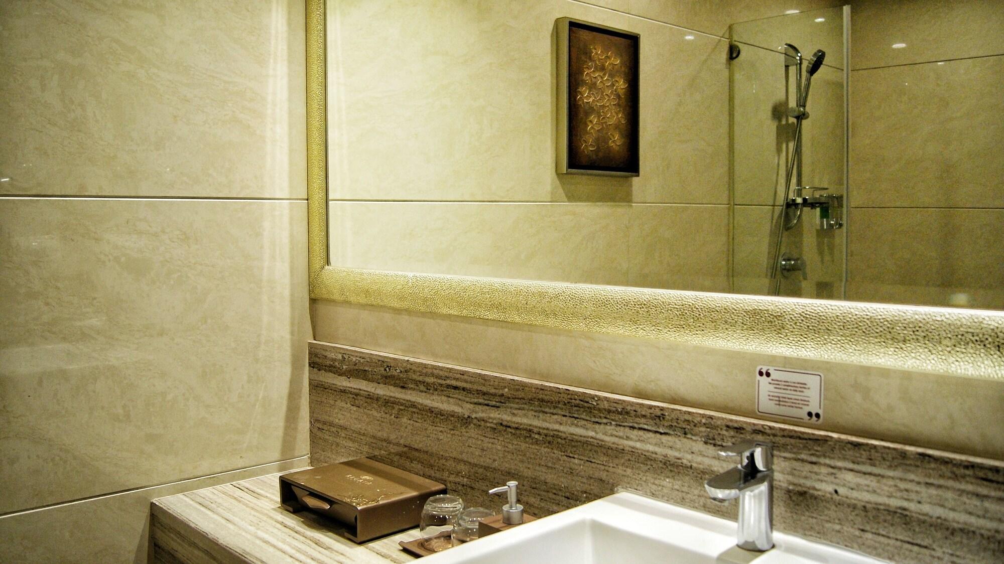 Belviu Hotel Bandung Dış mekan fotoğraf